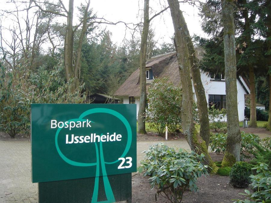 Relaxed Luxe "Boszichthuisje" Met Jacuzzi Bospark Ijsselheide Hattemerbroek Exterior photo